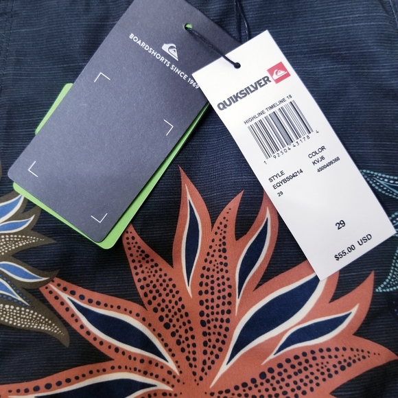 Quicksilver 4Way Stretch Board Shorts - Picture 4 of 8